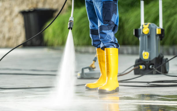 Best Commercial Pressure Washing  in George West, TX